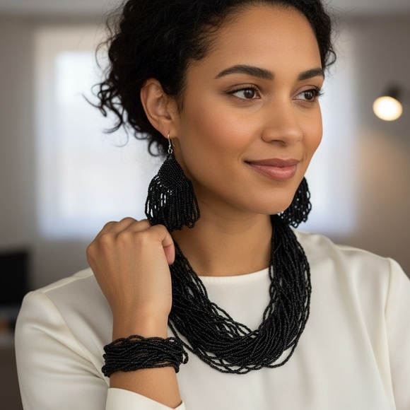 Beautiful Metallic Rainbow Handmade Beaded Necklace - Picture 1 of 6